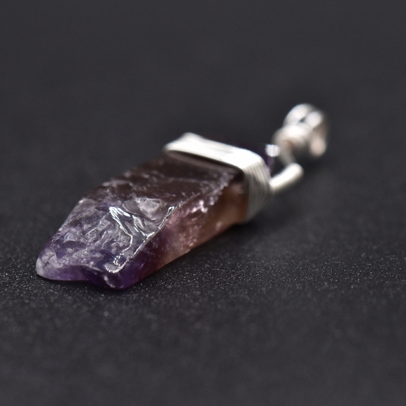 Beautiful amethyst wire wrapped pendent - Picture 5 of 6